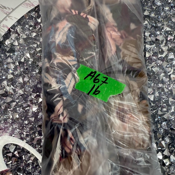 Dynamite dress flowers bird parrot tropical green black Multicolor Floral Dress - Picture 12 of 12